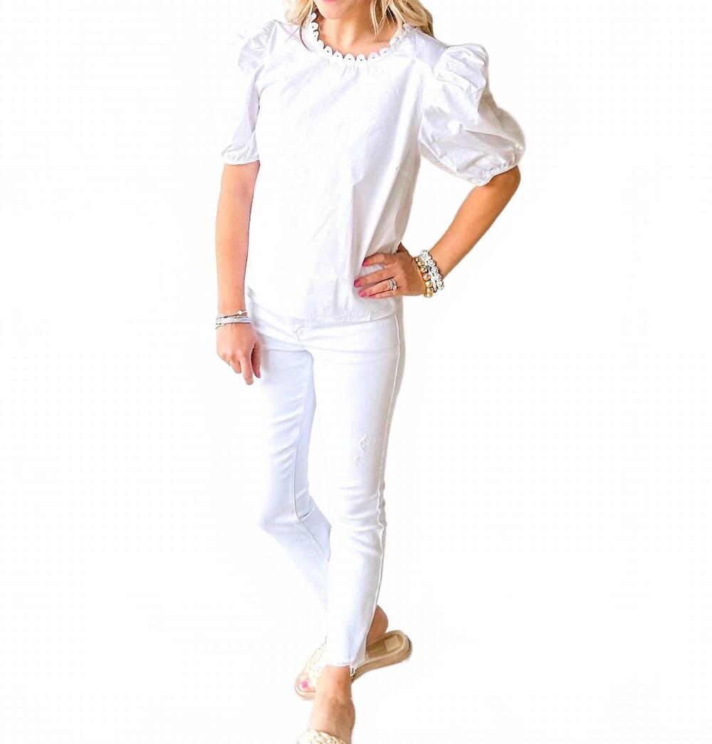 NEW 2.7 AUGUST APPAREL orchid blouse in white